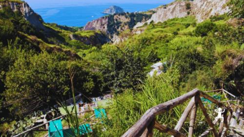 Les eaux curatives des Thermes de Nitrodi, parfaites pour une escapade romantique, le team building et les groupes d'amis en Campanie