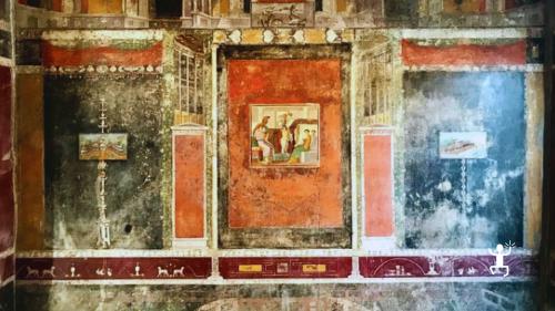 Detail eines römischen Freskos in Pompeji – historisches Erlebnis in Kampanien für Paare, Freundesgruppen und Familien