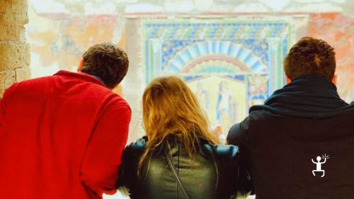Esplorazione delle domus romane di Pompei – esperienza archeologica per gruppi e idee regalo in Campania