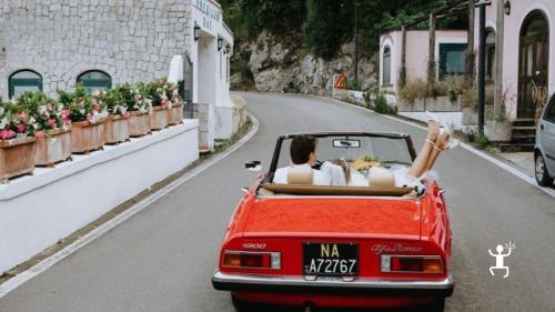 Tour d’altri tempi in Costiera Amalfitana da Amalfi al Fiordo in auto d’epoca con guida privata e foto ricordo