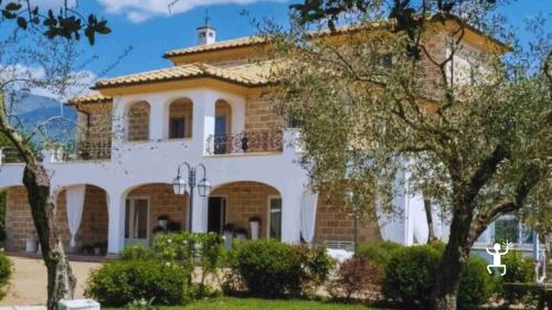 Esperienza benessere e relax per coppie, gruppi di amici e team building in Campania