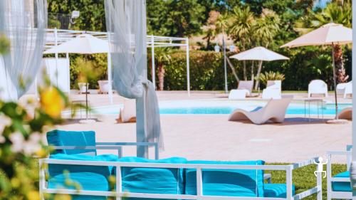 Giornata benessere in resort con SPA, piscina e aperitivo, perfetta tra amici e per addii al nubilato