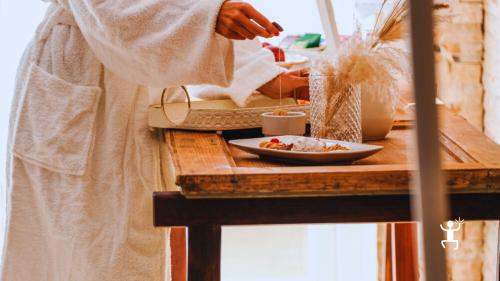 Area relax in resort spa, esperienza perfetta per addii al celibato, team building o giornate benessere in Campania