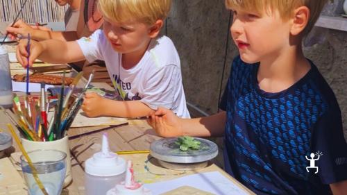 Découvrez le charme de la céramique avec un atelier à Orria, au cœur du Cilento, idéal pour le team building en Campanie