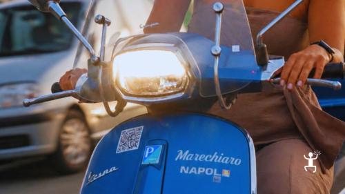 Vespa ride through the sea, the historic centre and the most charming views of Naples at sunset, a perfect gift idea