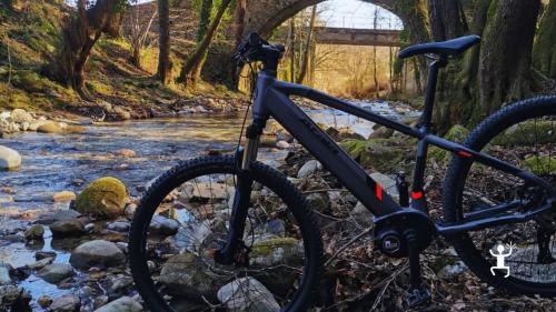 Noleggio e-bike tra Padula e Sanza per esplorare il Parco del Cilento in gruppo o in coppia con percorsi personalizzati