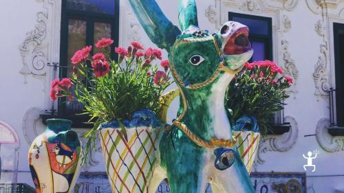 Scopri la ceramica di Vietri e gli scavi di Pompei con tour privato in Campania, ideale per gruppi e coppie