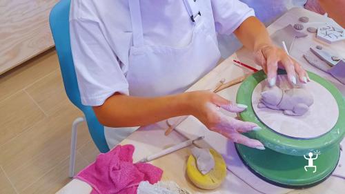 Esperienza di ceramica a Fuorigrotta, ideale per coppie e gruppi, con decorazione nel cuore della Campania