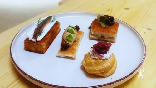 Degustazione Pallagrello Bianco e Nero in cantina a Casola vicino Caserta Vecchia, esperienza per coppie