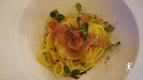 SPA privata con sauna finlandese e doccia emozionale in Irpinia vicino Avellino, esperienza relax ideale per coppie