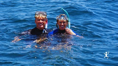 Snorkeling nel Cilento nella Baia del Sauco tra biodiversità marina, esperienza per addii al celibato