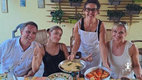 Cooking class a Scafati in una vera casa campana, con pasta fresca e accoglienza familiare, ideale per coppie