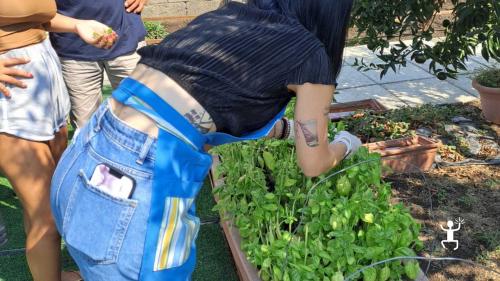 Corso di cucina a Scafati con preparazione della pizza napoletana e degustazione conviviale, perfetta idea regalo