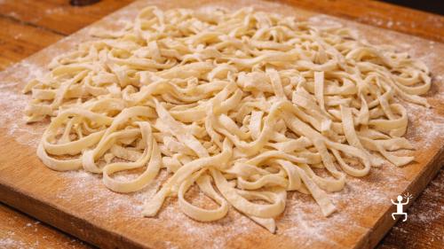 Cooking class e trekking guidato a Castel Morrone vicino il Castello di Limatola, esperienza per famiglie e amici