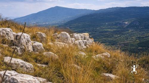 Cooking class con cuoca locale e trekking a Castel Morrone a Caserta per addii al celibato in Campania