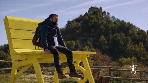 Trekking con guida ambientale al Big Bench di Castel Morrone per coppie e gruppi in Campania
