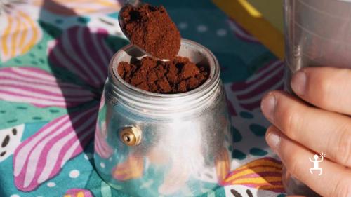 Escursione guidata alle Comole di Castel Morrone vicino Castello di Limatola per gruppi e coppie in Campania