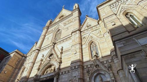 Visita guidata di Napoli con guida turistica tra vicoli storici e Neapolis Sotterrata per coppie e viaggiatori