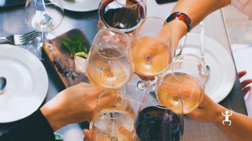 Idea regalo per coppie in Campania – pranzo a 4 portate in cantina storica con vini biologici abbinati