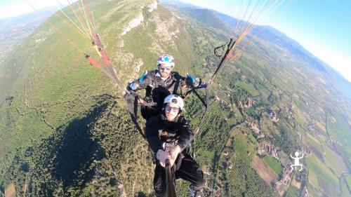 Volo in parapendio tandem a capaccio paestum per un esperienza unica 