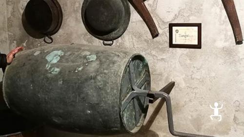 Antiche attrezzature per la produzione del formaggio in Campania per una experience authentic