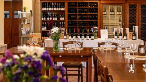 Degustazione di vini vulcanici dei Campi Flegrei in Campania per wine lovers, esperienza sensoriale legata al territorio