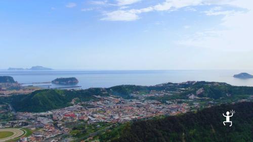 Degustazione di vini autoctoni nei Campi Flegrei vicino Napoli, perfetta idea regalo per compleanno