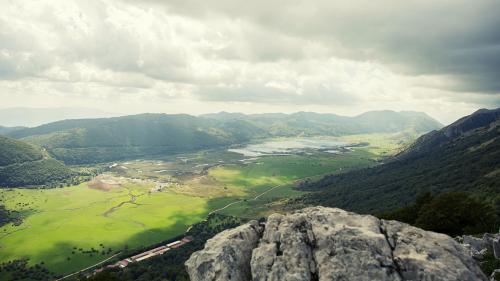 regalare un'esperienza nella natura sul monte orso  agli amanti della natura nel parco regionale del matese in campania 