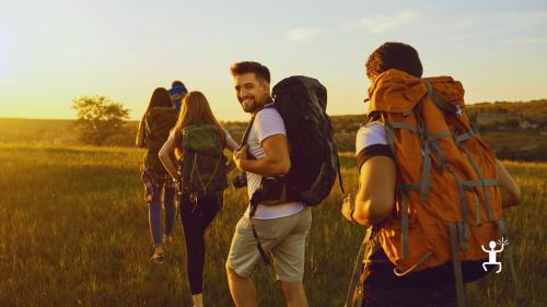 Scenic trekking with views of the Gulf of Naples and Capri, a gift experience or group activity in Campania